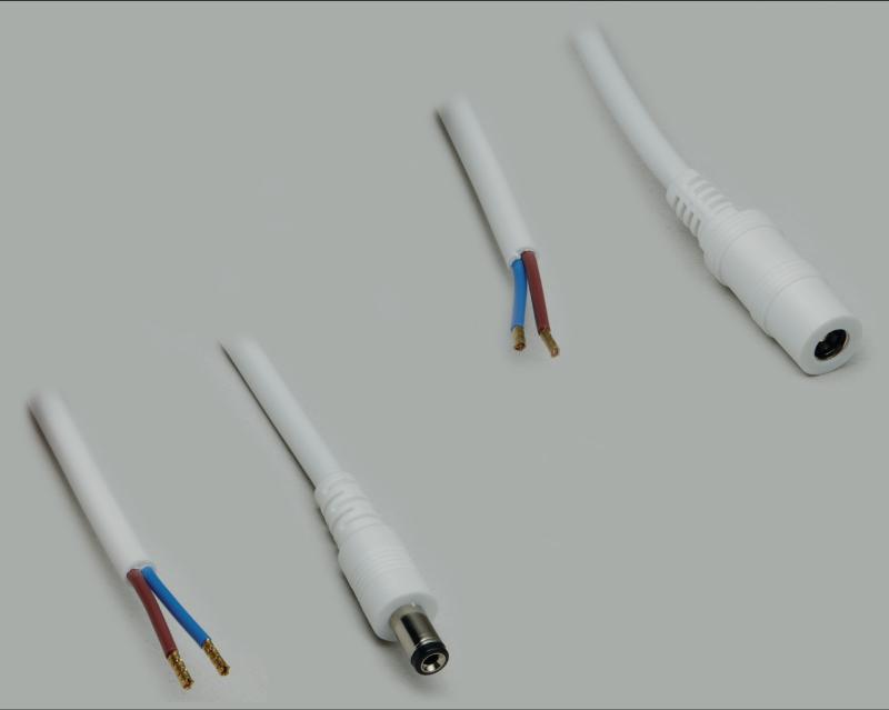2x low power cable set 2x0,5mm², white, with wire ferrules: 1x low power plug 2,5x5,5mm , 2m, 1x low power socket 2,5x5,5mm, 2,5m